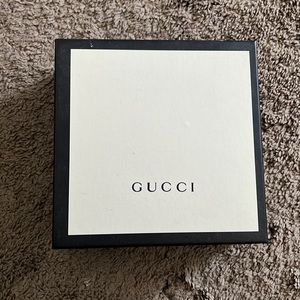 Medium Gucci Box